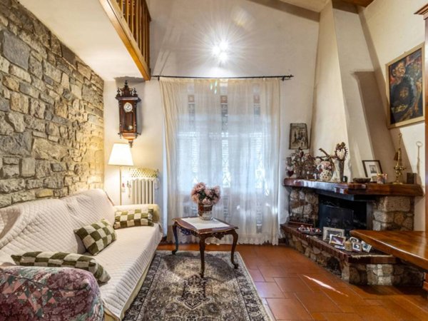 casa indipendente in vendita a Rignano sull'Arno in zona San Donato in Collina