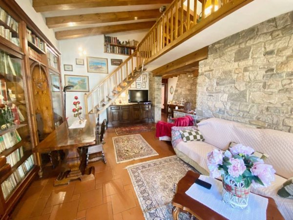 casa indipendente in vendita a Rignano sull'Arno in zona Troghi