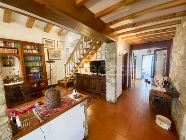 casa indipendente in vendita a Rignano sull'Arno in zona Troghi