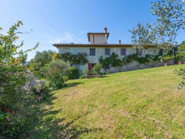 casa indipendente in vendita a Rignano sull'Arno
