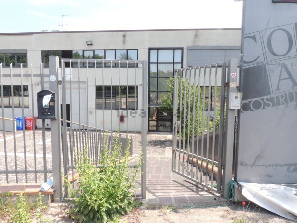 locale di sgombero in vendita a Rignano sull'Arno
