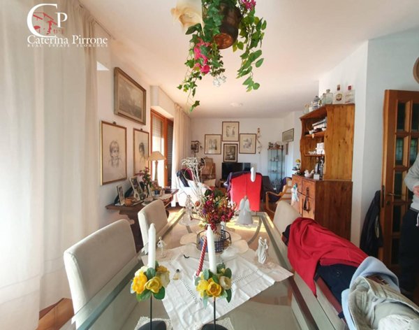 casa indipendente in vendita a Rignano sull'Arno in zona San Donato in Collina