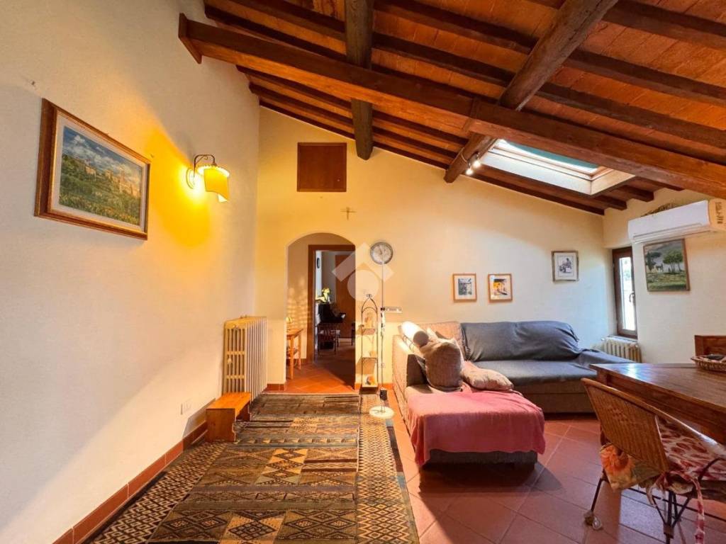 appartamento in vendita a Rignano sull'Arno in zona Troghi