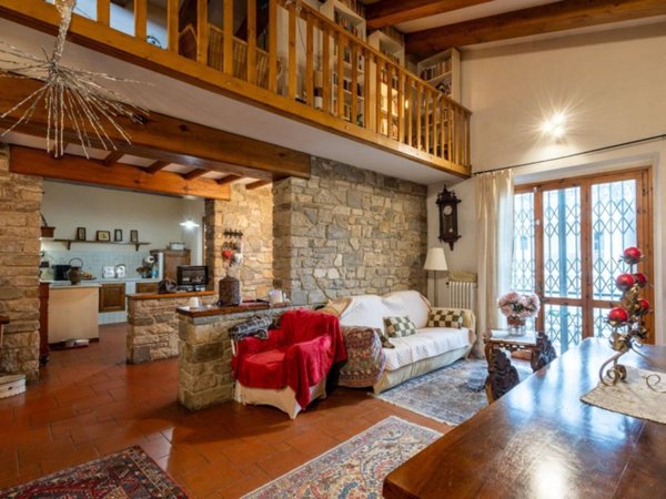 casa indipendente in vendita a Rignano sull'Arno in zona Troghi