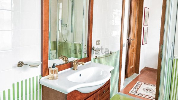 casa indipendente in vendita a Rignano sull'Arno