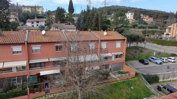 appartamento in vendita a Rignano sull'Arno in zona San Donato in Collina