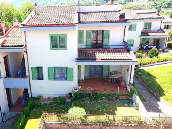 appartamento in vendita a Rignano sull'Arno in zona San Donato in Collina