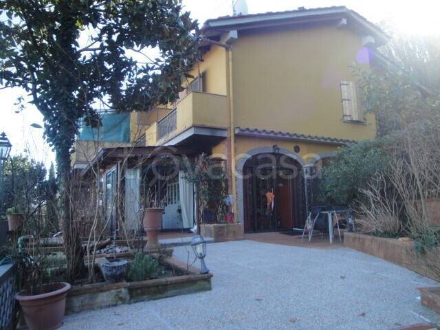 casa indipendente in vendita a Rignano sull'Arno in zona Rosano