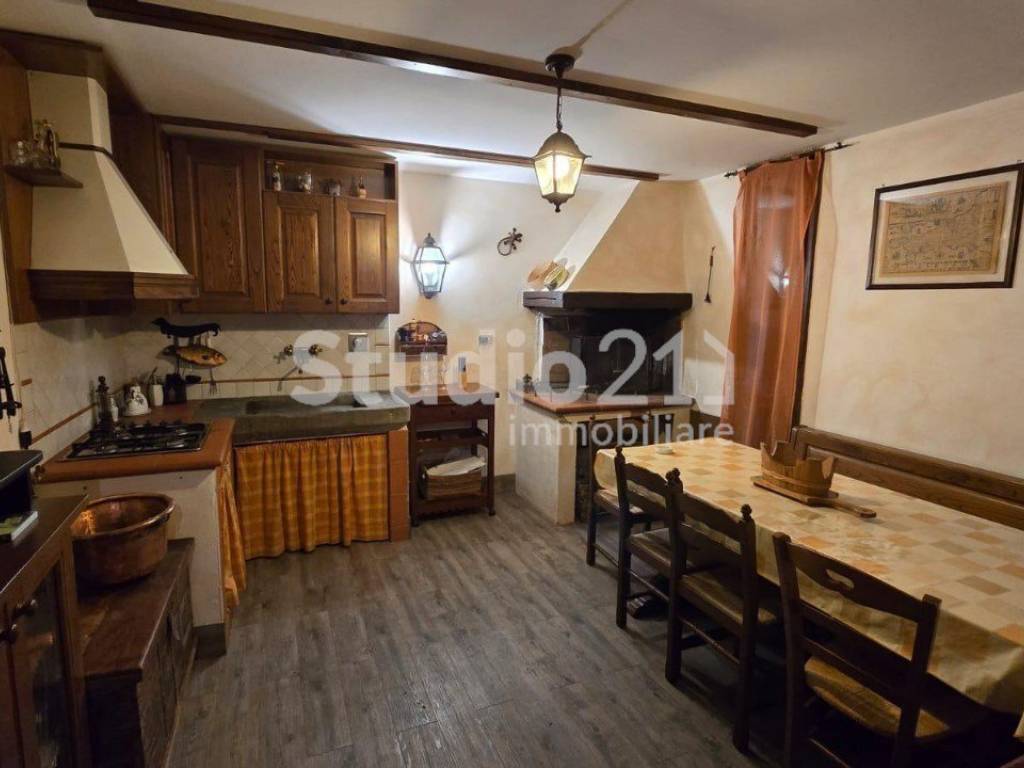 casa indipendente in vendita a Rignano sull'Arno in zona Torri