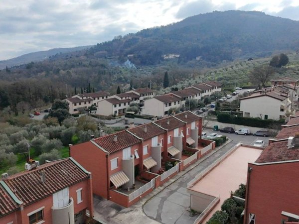 casa indipendente in vendita a Rignano sull'Arno in zona San Donato in Collina