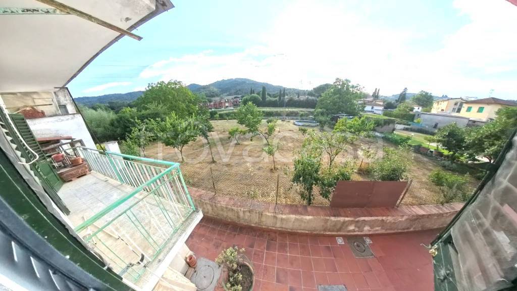 appartamento in vendita a Rignano sull'Arno in zona Troghi