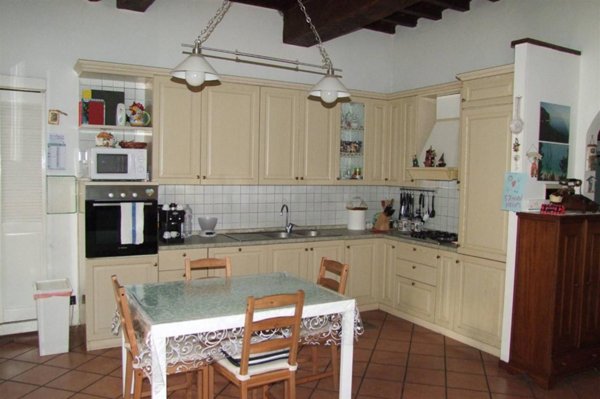 appartamento in vendita a Rufina in zona Casini