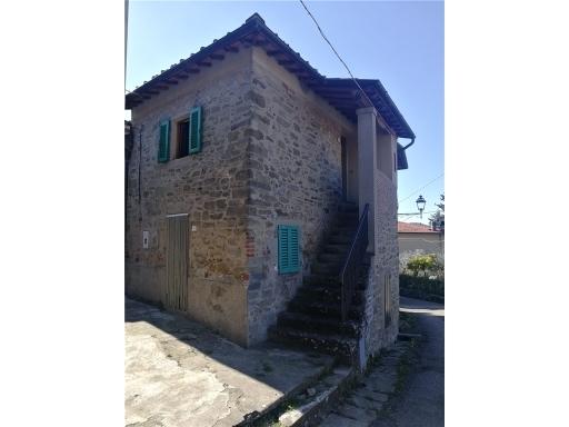 casa indipendente in vendita a Rufina in zona Pomino