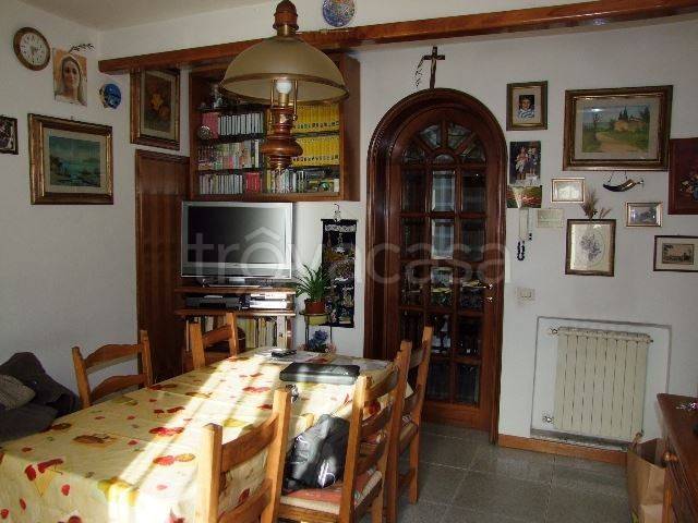 appartamento in vendita a Rufina in zona Casini