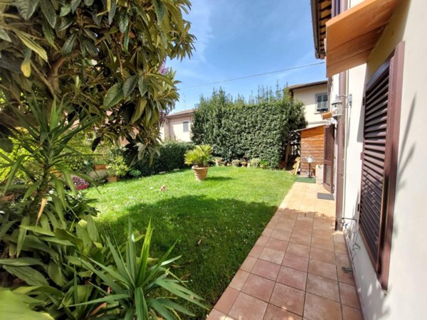 negozio in vendita a Rufina