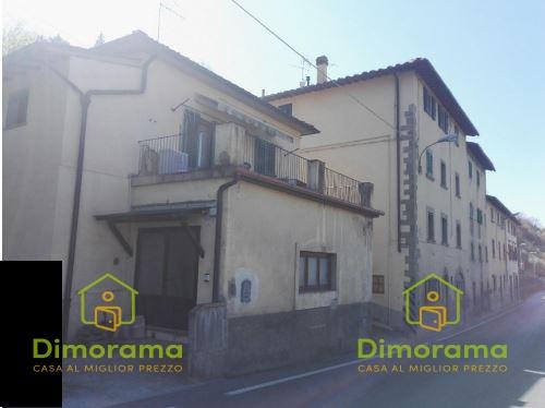 casa indipendente in vendita a Rufina