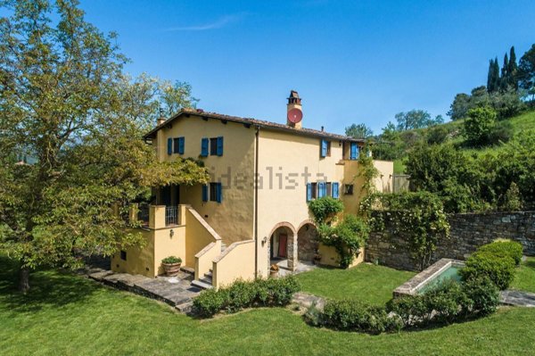 casa indipendente in vendita a Rufina