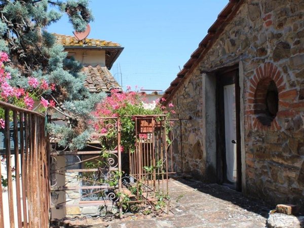 casa indipendente in vendita a Rufina in zona Masseto