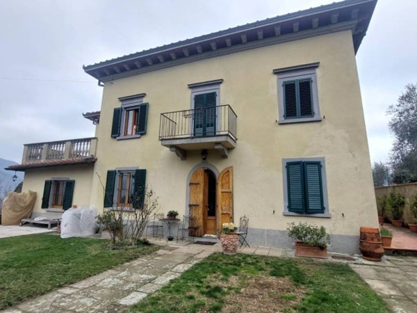 casa indipendente in vendita a Rufina in zona Contea