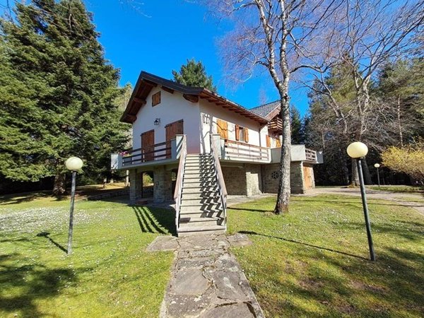 casa indipendente in vendita a Rufina