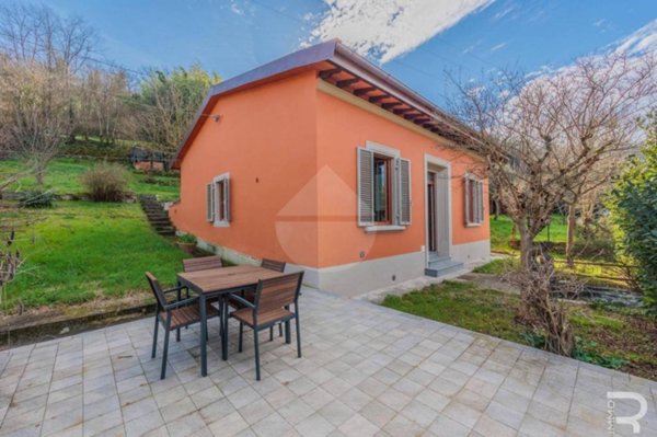 casa indipendente in vendita a Rufina in zona Contea