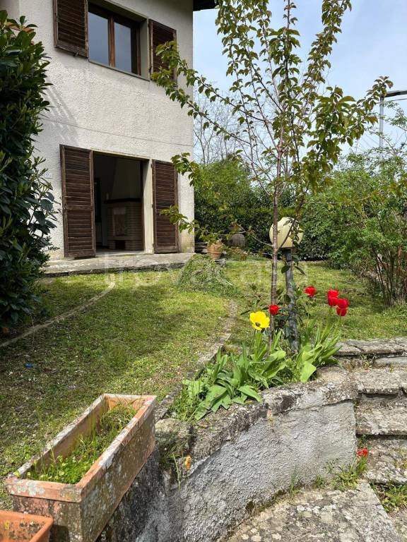 appartamento in vendita a Rufina in zona Pomino