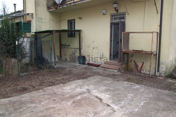 appartamento in vendita a Rufina in zona Contea
