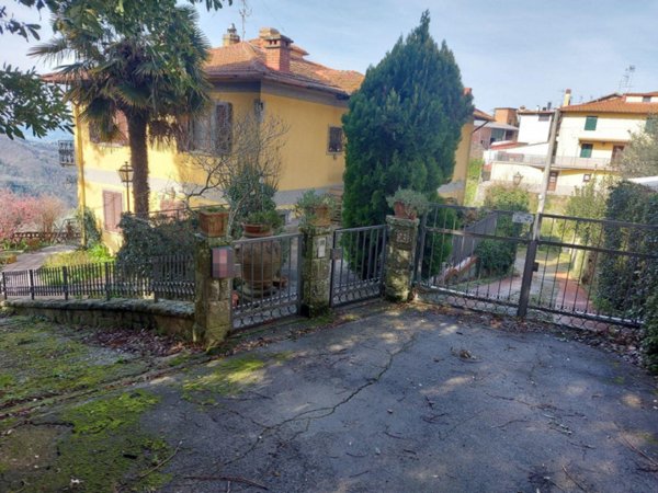 appartamento in vendita a Rufina