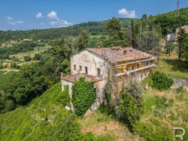 casa indipendente in vendita a Rufina