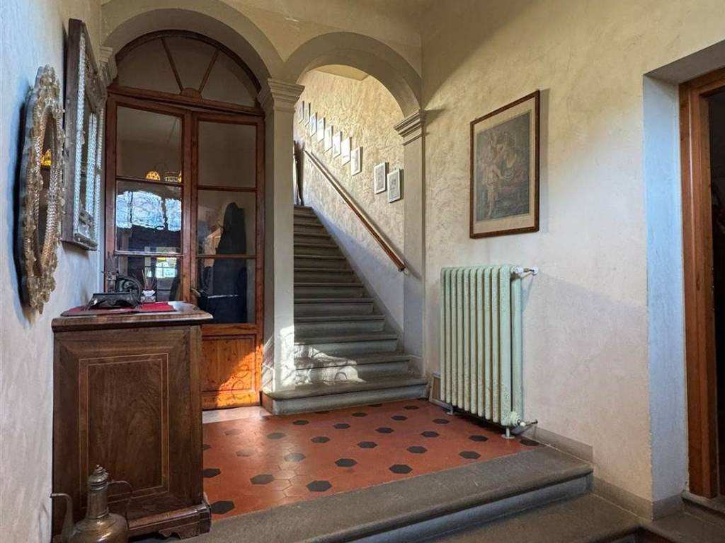 casa indipendente in vendita a Rufina