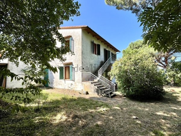 casa indipendente in vendita a Rufina
