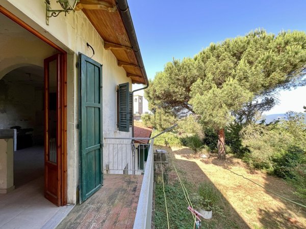 casa indipendente in vendita a Rufina