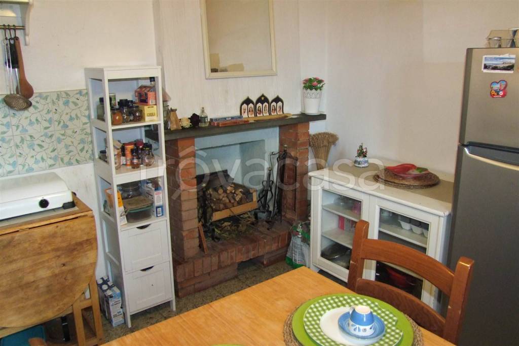 appartamento in vendita a Rufina in zona Contea