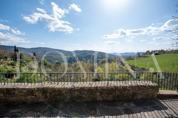 casale in vendita a Rufina