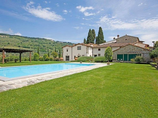 casa indipendente in vendita a Rufina