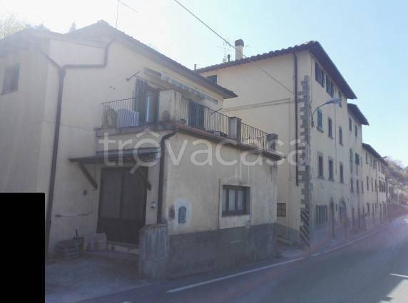 casa indipendente in vendita a Rufina