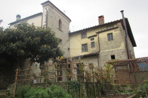 appartamento in vendita a Rufina in zona Turicchi