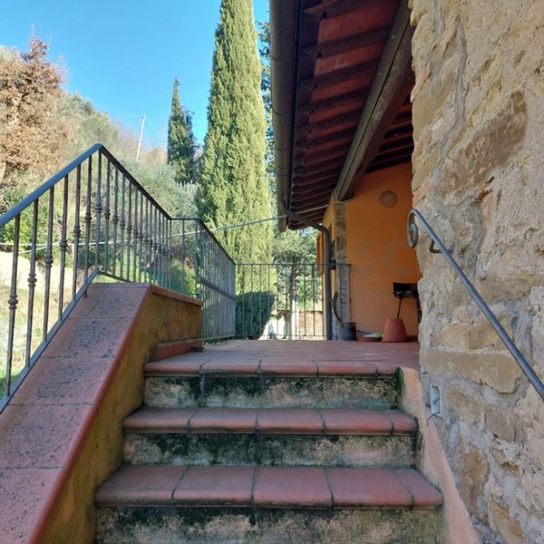 casa indipendente in vendita a Rufina