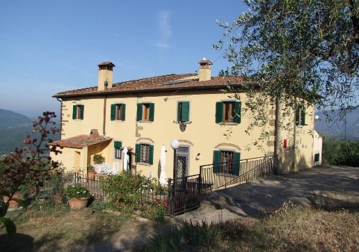 casa indipendente in vendita a Rufina