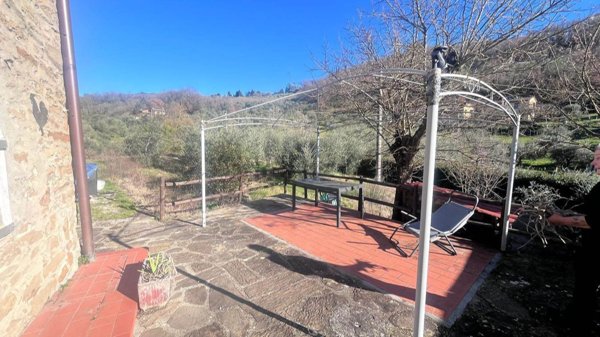 casa indipendente in vendita a Rufina