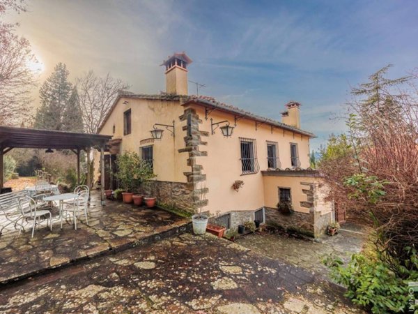 esavano in vendita a Rufina