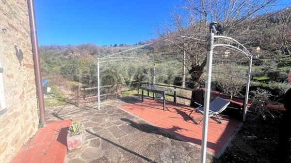 casa indipendente in vendita a Rufina