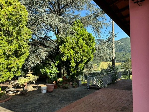 casa indipendente in vendita a Rufina