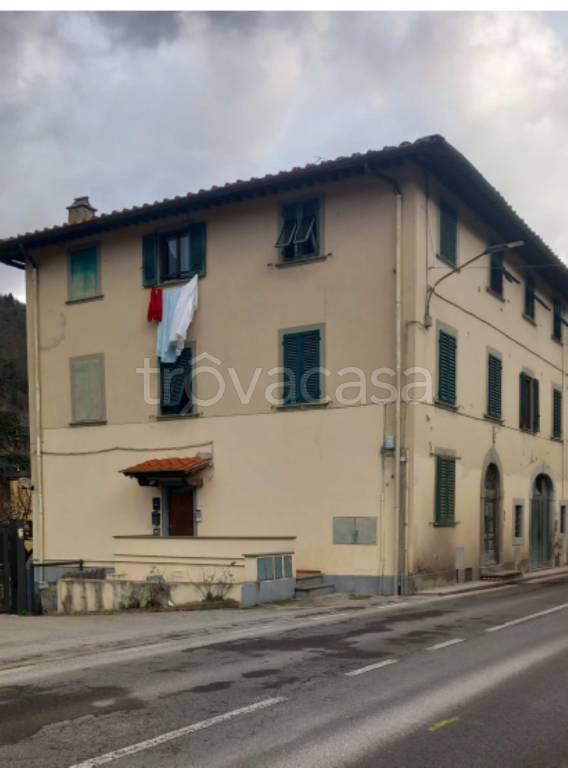 appartamento in vendita a Rufina in zona Casini