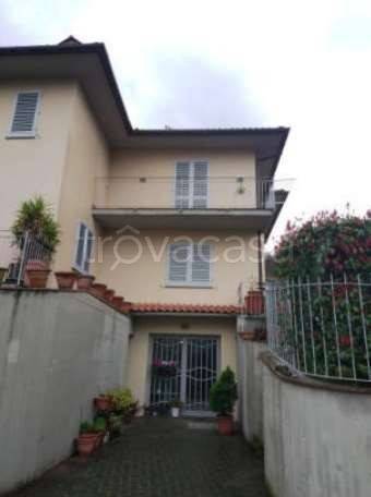 appartamento in vendita a Rufina in zona Masseto
