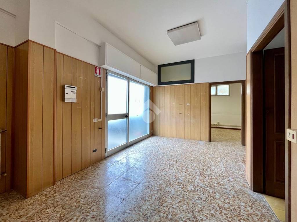 ufficio in vendita a Rufina