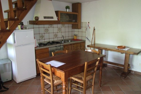 appartamento in vendita a Rufina in zona Castelnuovo