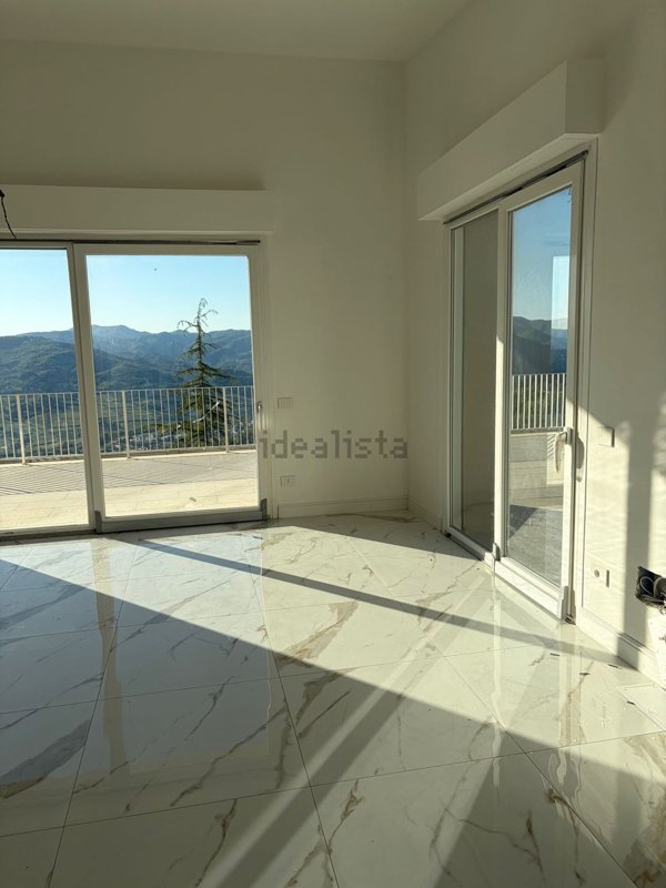 appartamento in vendita a Rufina in zona Falgano