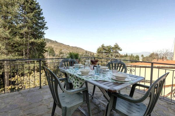 casa indipendente in vendita a Rufina in zona Castelnuovo