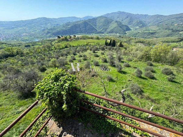 casa indipendente in vendita a Rufina